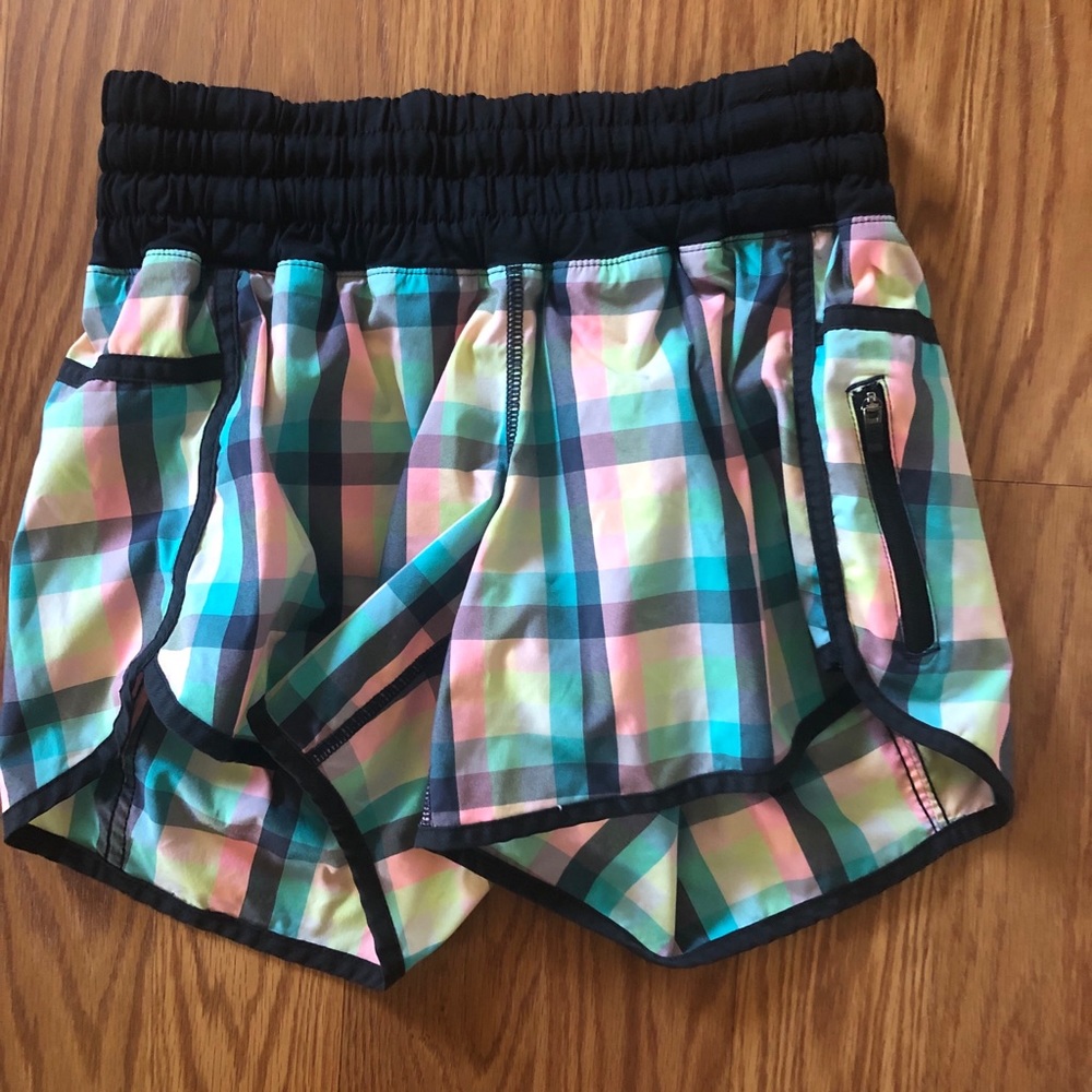 Lululemon tracker shorts EUC